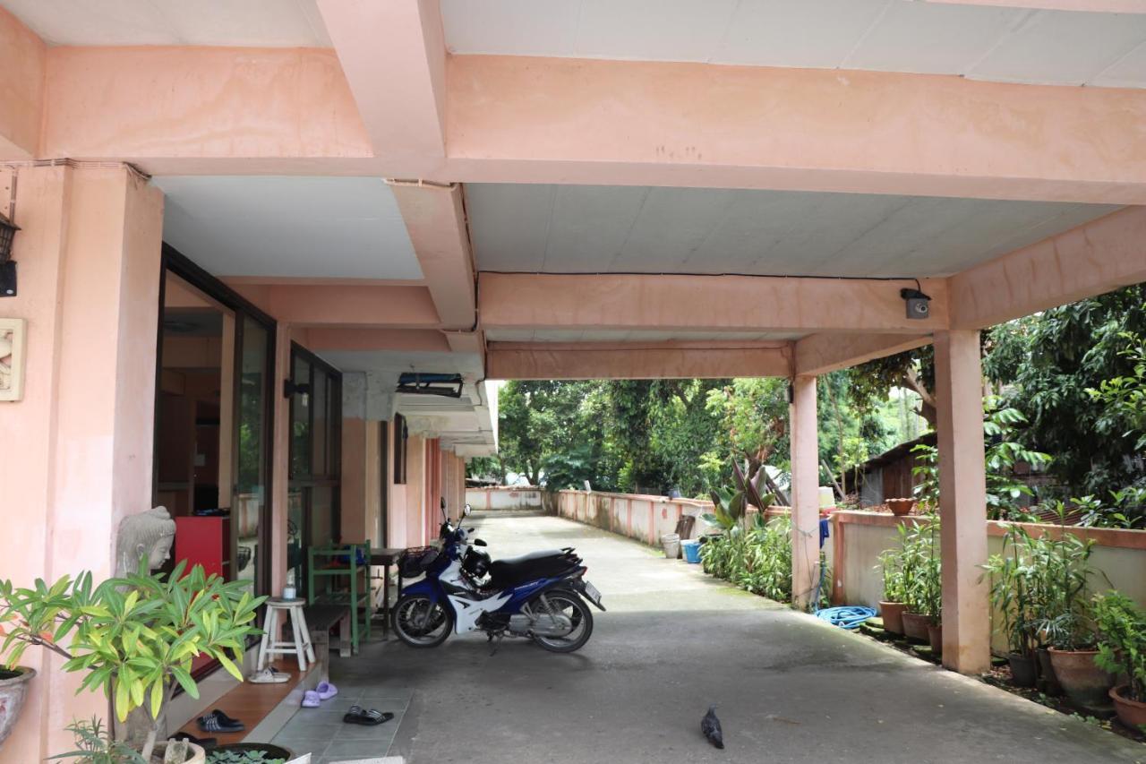 OYO 75408 Tipsiri Place Chiang Mai Exterior foto
