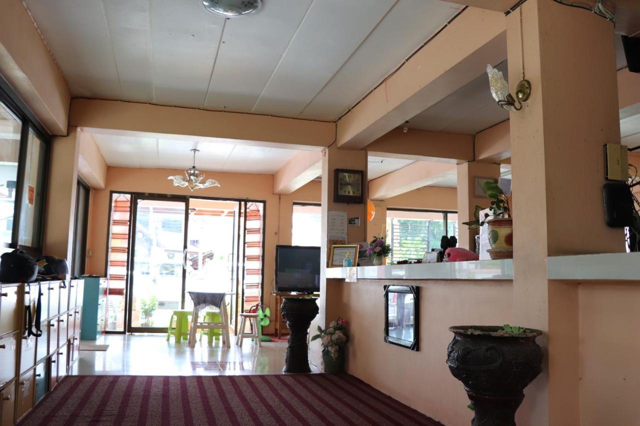 OYO 75408 Tipsiri Place Chiang Mai Exterior foto