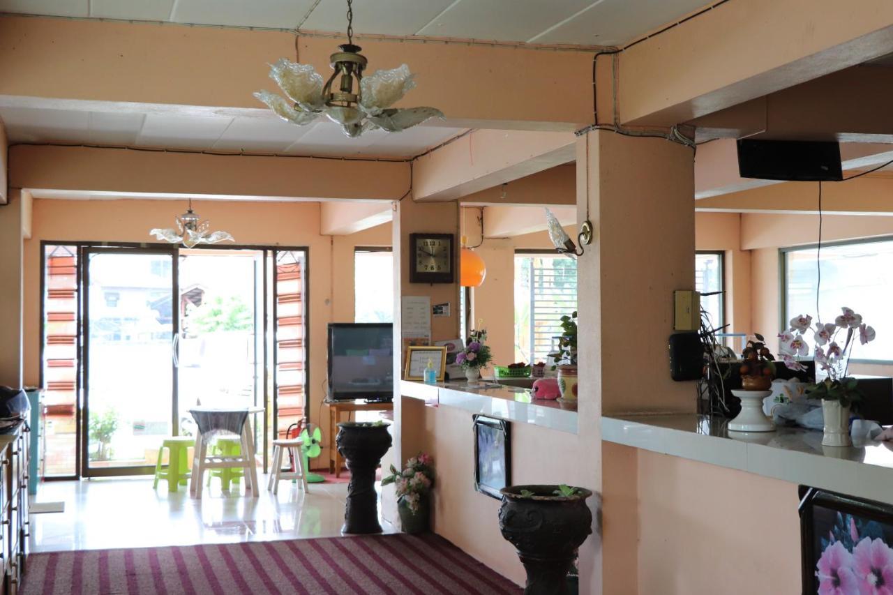OYO 75408 Tipsiri Place Chiang Mai Exterior foto